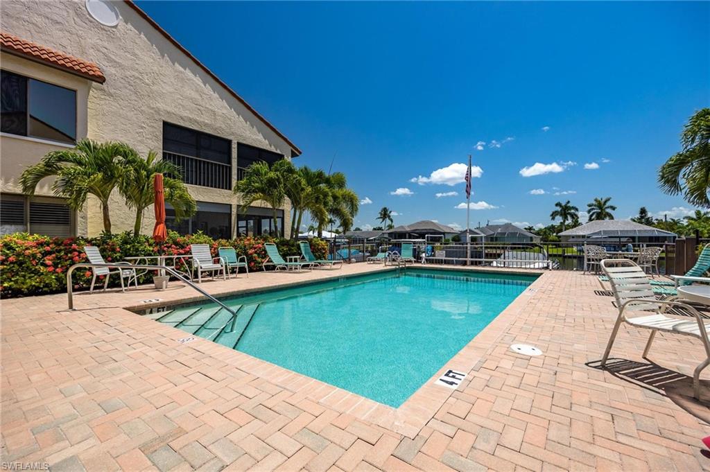 CAPSTAN CONDO - Residential