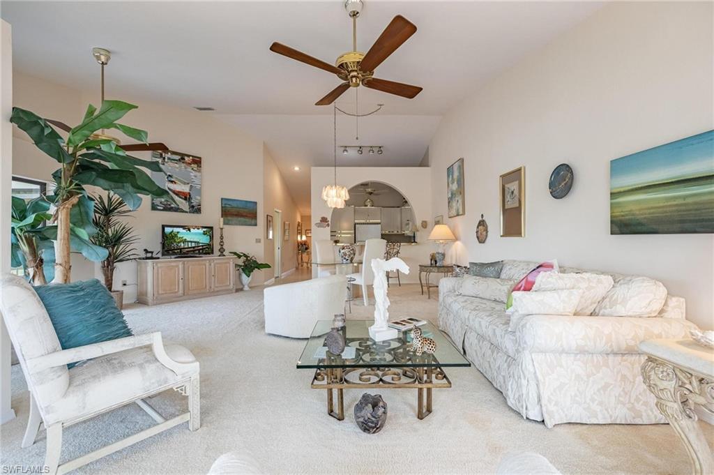 CAPSTAN CONDO - Residential