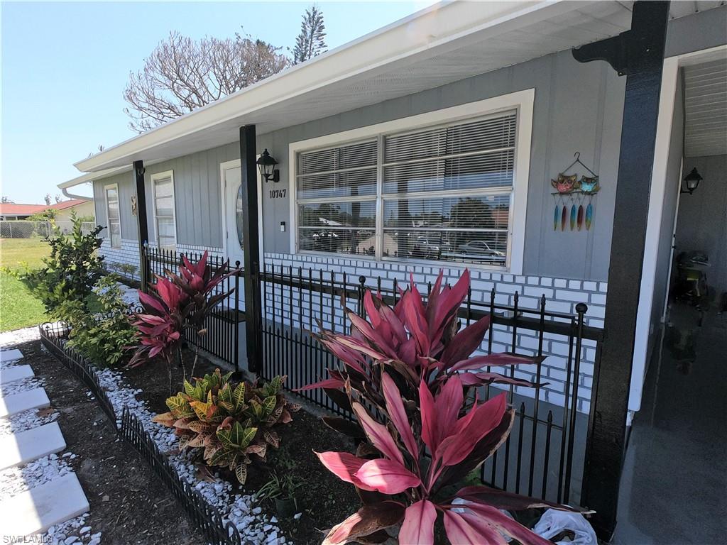 LAURELWOOD - Residential