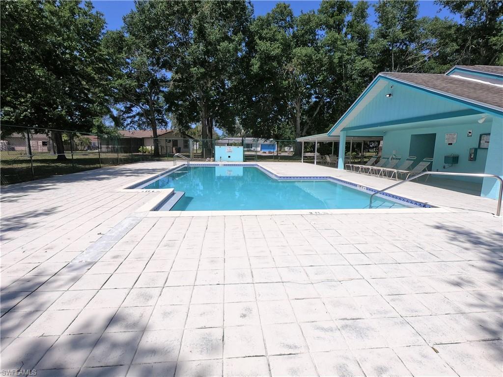 LAURELWOOD - Residential