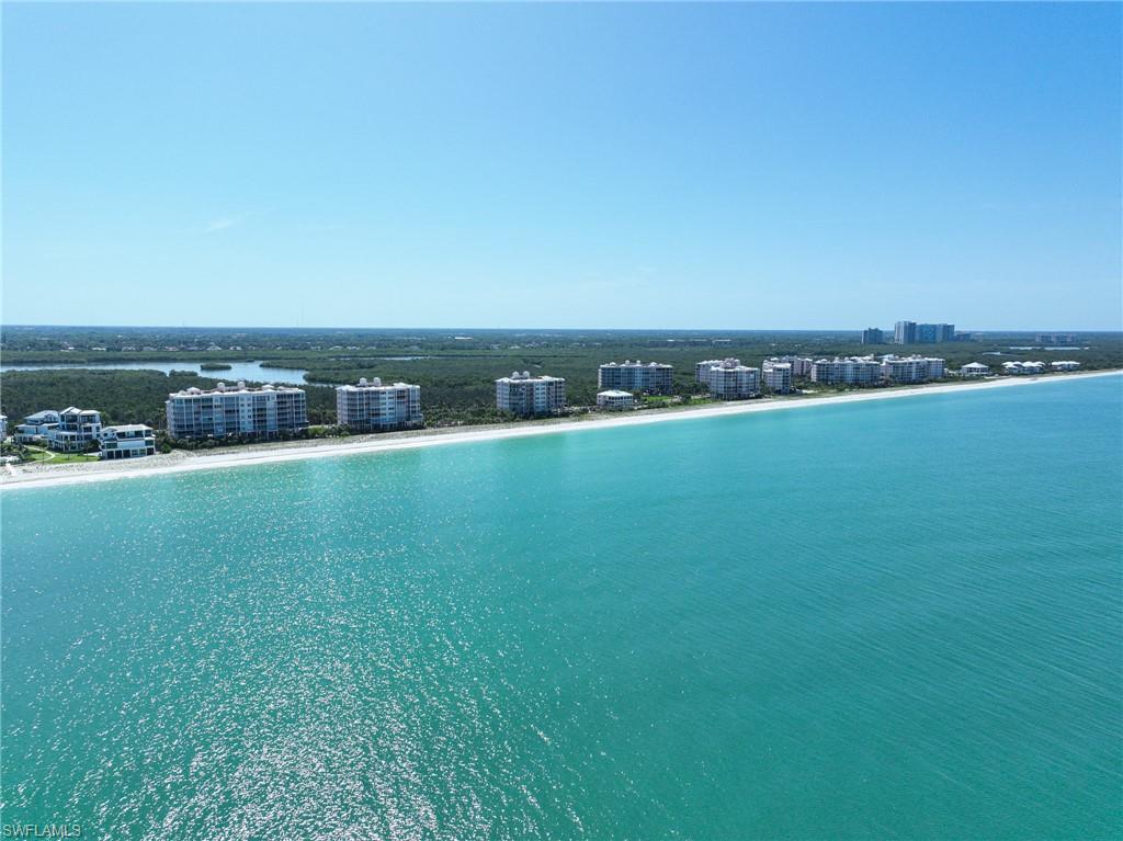 BAREFOOT BEACH CLUB - Residential