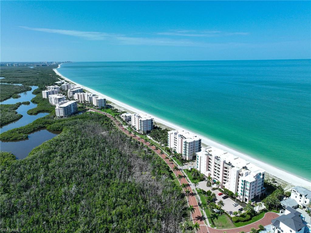 BAREFOOT BEACH CLUB - Residential