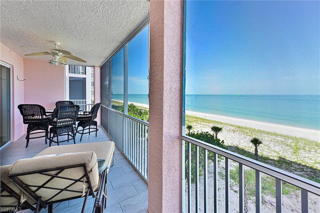 BAREFOOT BEACH CLUB - Residential