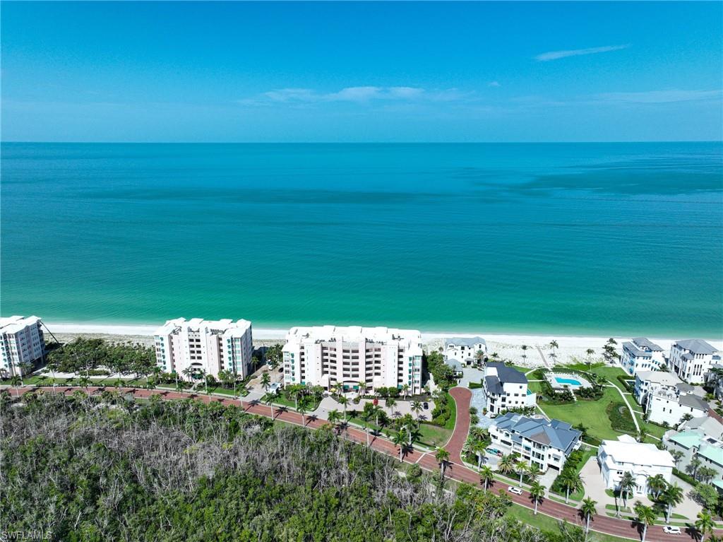BAREFOOT BEACH CLUB - Residential