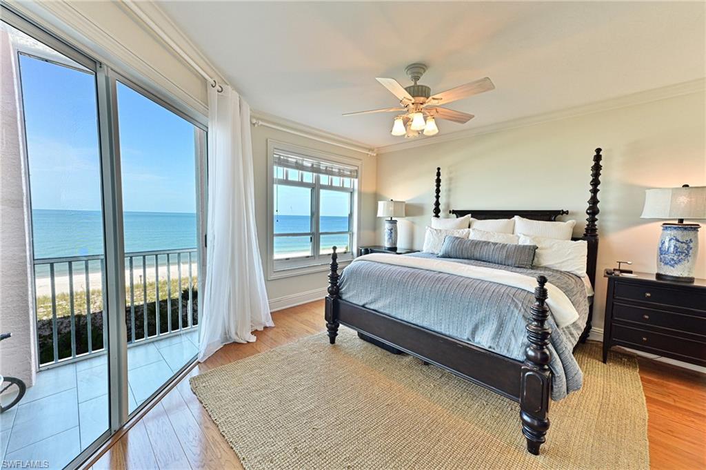 BAREFOOT BEACH CLUB - Residential