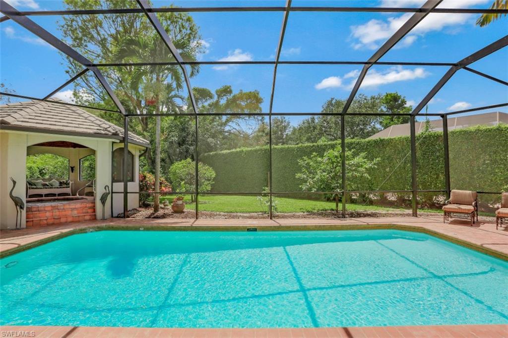 PELICAN BAY WOODS - Residential