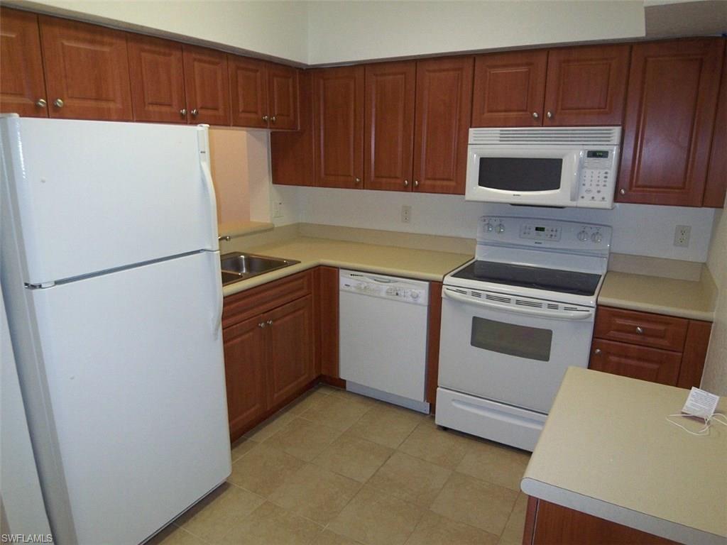 THE COVE AT SIX MILE - Residential