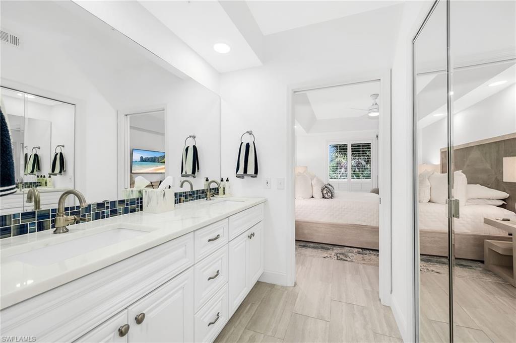 PEBBLE CREEK - Residential