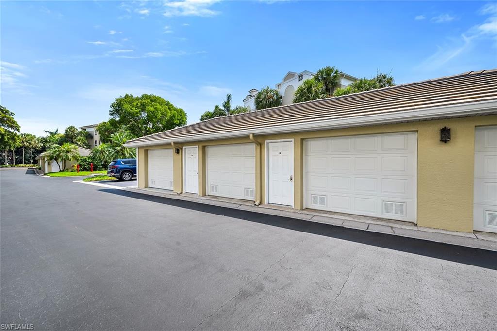 PEBBLE CREEK - Residential
