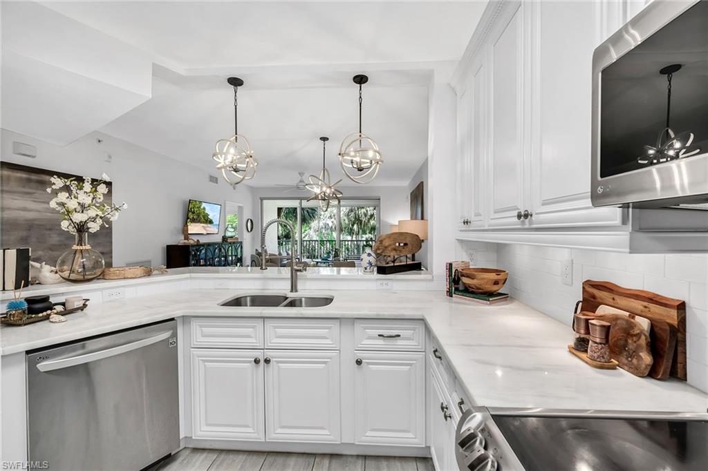 PEBBLE CREEK - Residential