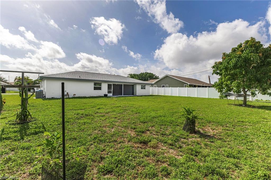 CAPE CORAL - Residential