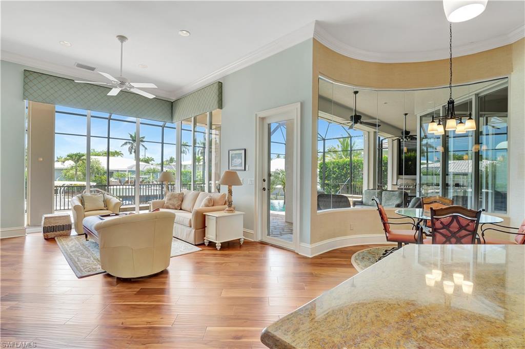 ROYAL HARBOR - Residential
