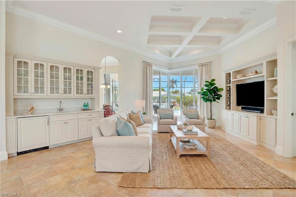 ROYAL HARBOR - Residential
