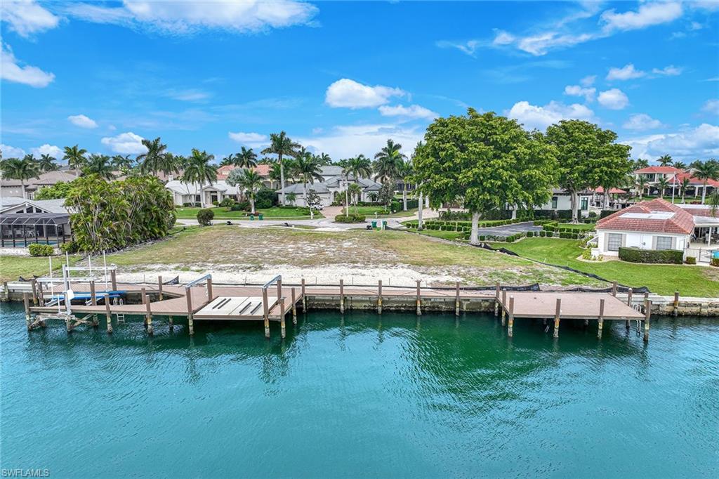 MARCO BEACH - Residential