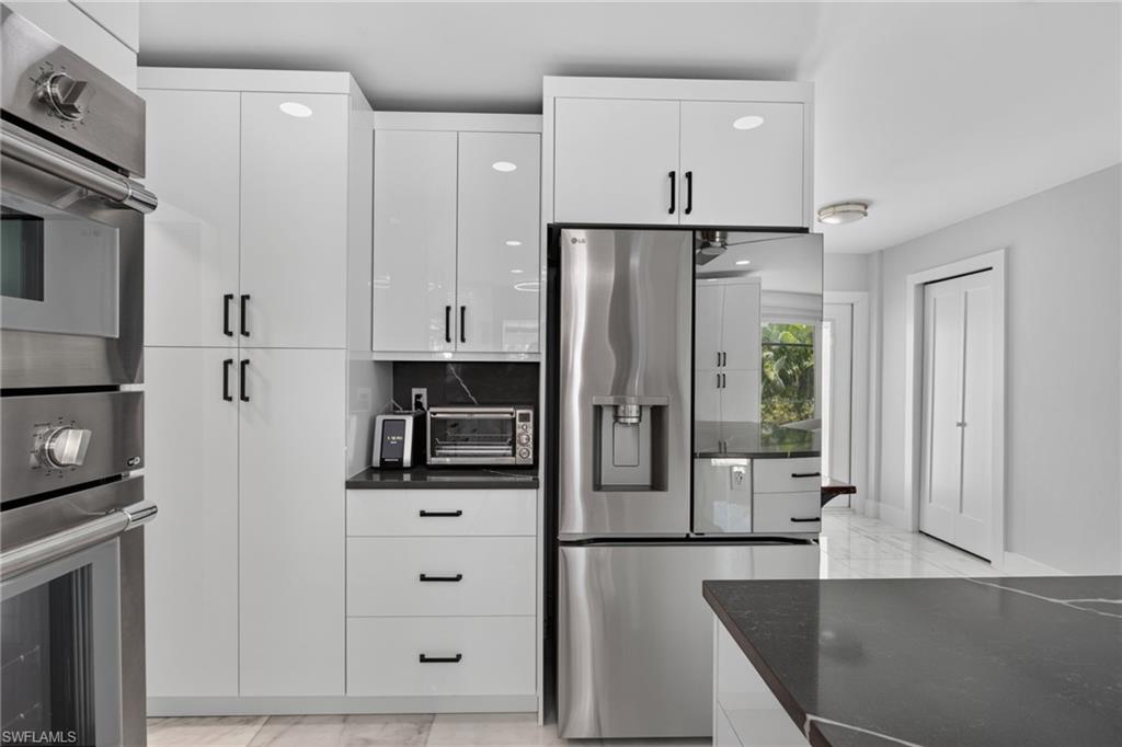 LITTLE HICKORY SHORES - Residential