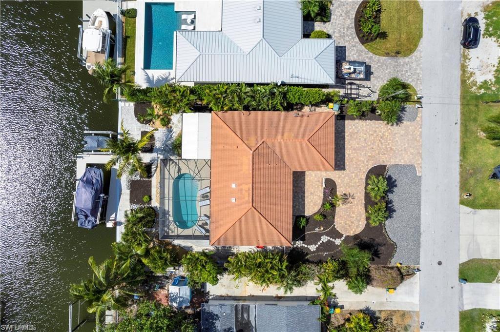 LITTLE HICKORY SHORES - Residential