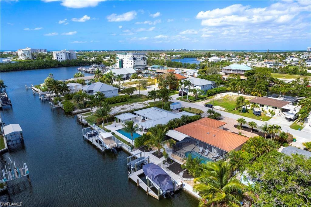 LITTLE HICKORY SHORES - Residential