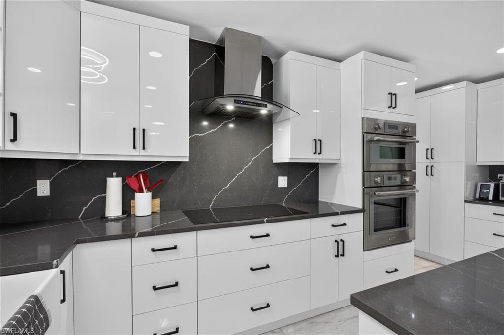 LITTLE HICKORY SHORES - Residential