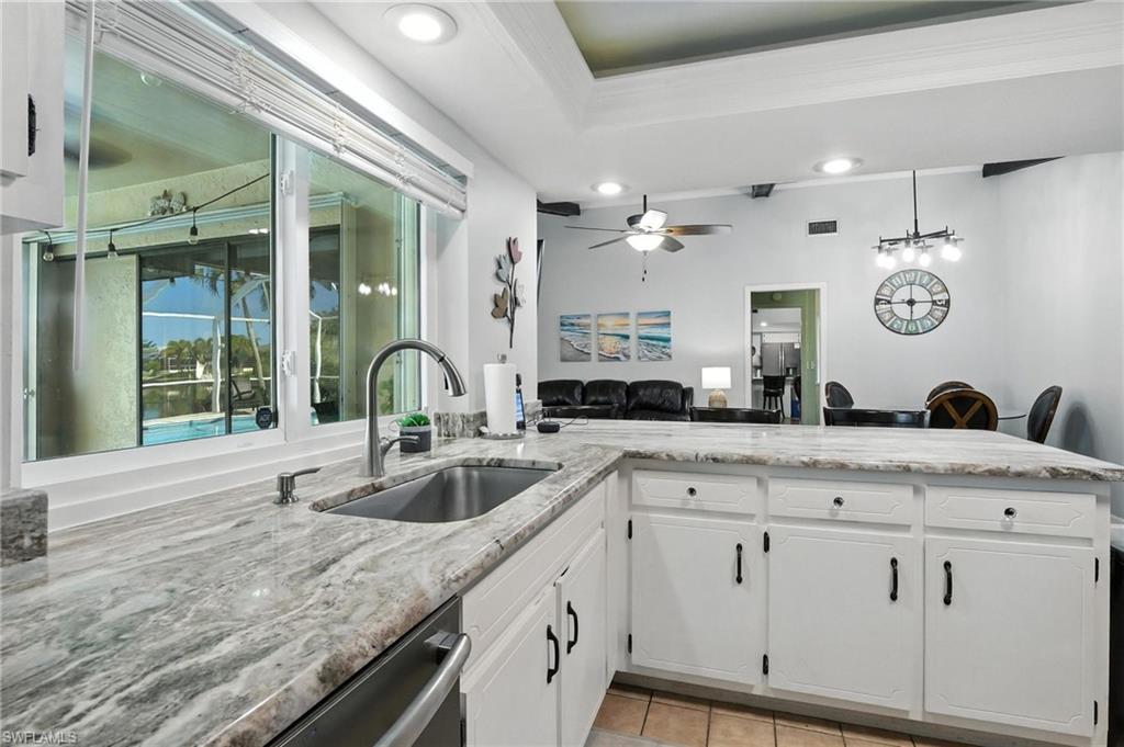 SHAMROCK LAKES - Residential