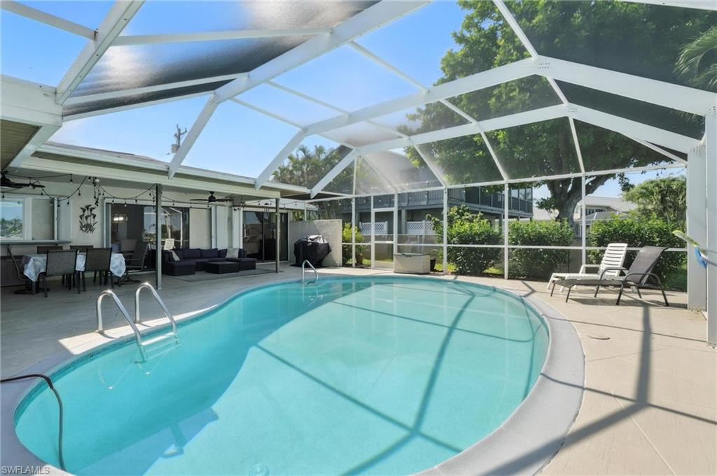 SHAMROCK LAKES - Residential