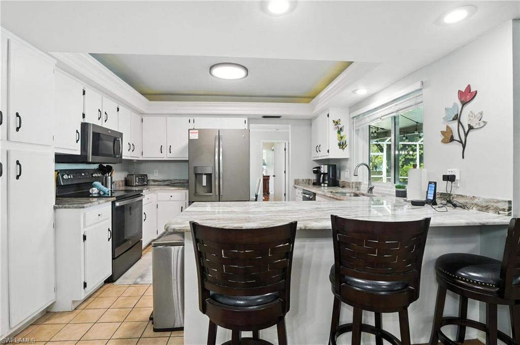 SHAMROCK LAKES - Residential