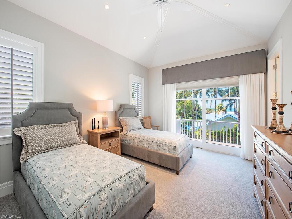 OLDE NAPLES - Residential