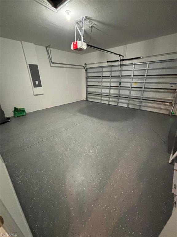 NORTH PORT - Residential Lease