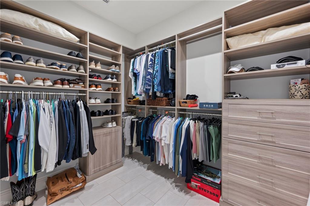 QUAIL WEST - Residential