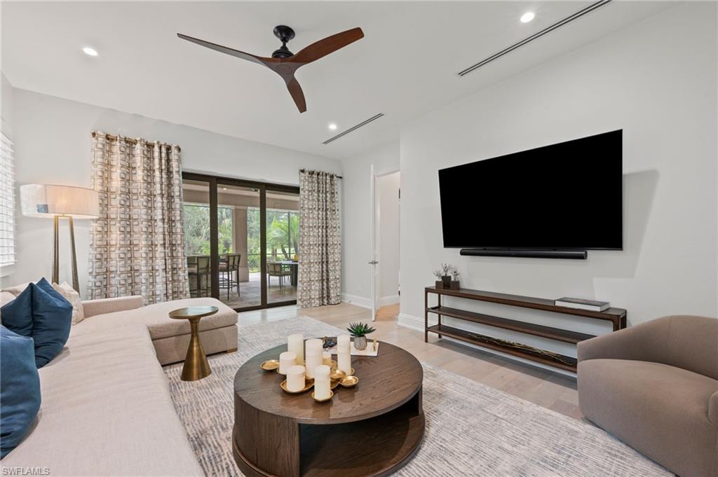 QUAIL WEST - Residential