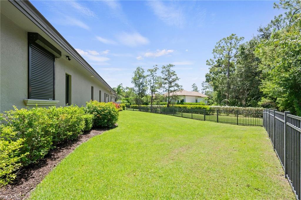 QUAIL WEST - Residential