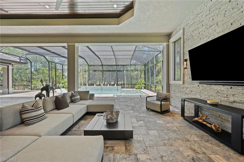 QUAIL WEST - Residential