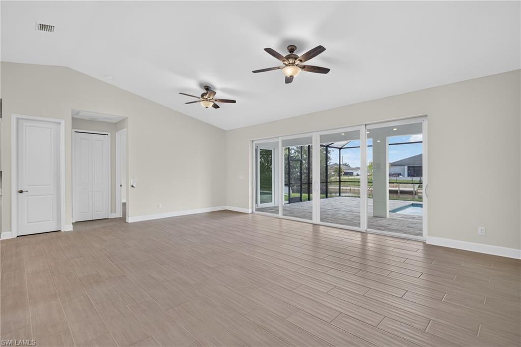 CAPE CORAL - Residential