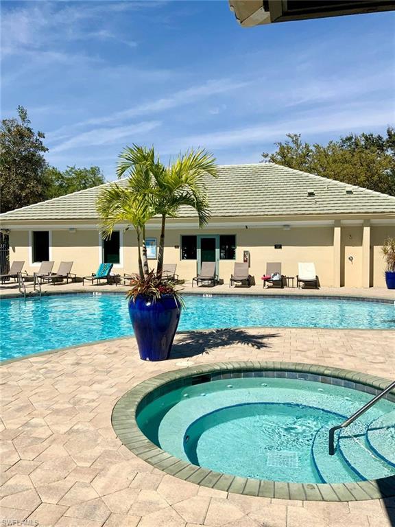 LAUREL GREENS - Residential