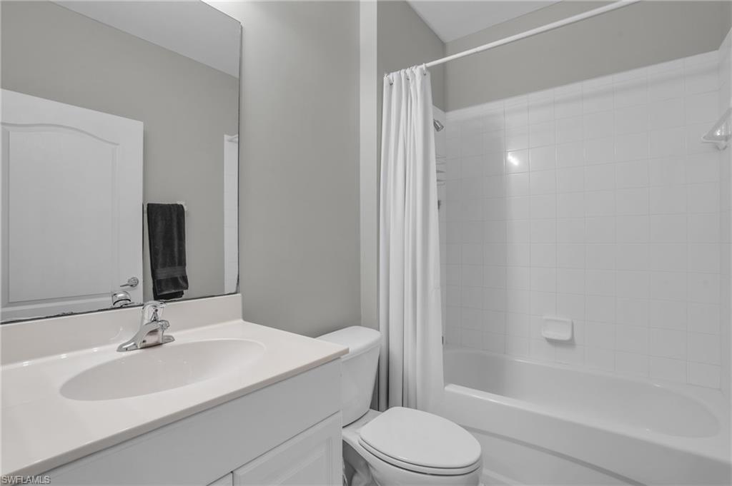 LAUREL GREENS - Residential
