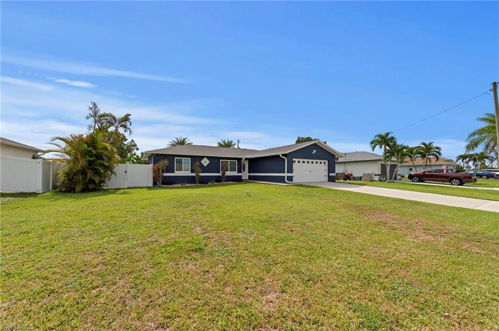 CAPE CORAL - Residential