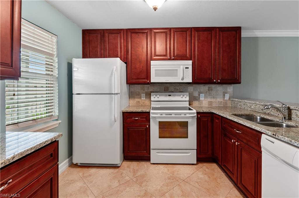 MOTIVATED SELLER. Bring an offer. Remodeled 2 bedroom 2 bath second floor condo overlooking the pool. Laundry is located within the condo. New AC. Impact windows and sliding glass door. Screened lanai, plenty of parking, Great location, short walk to The Esplanade, Farmers Market, Winn Dixie, restaurants and shopping. The beach is 2 miles away. Perfect for your winter getaway, residence or investment. Can lease 12 times per year, 30 day minimum.