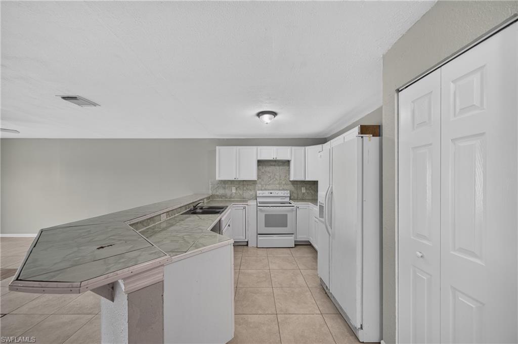 LEHIGH ACRES - Residential Income