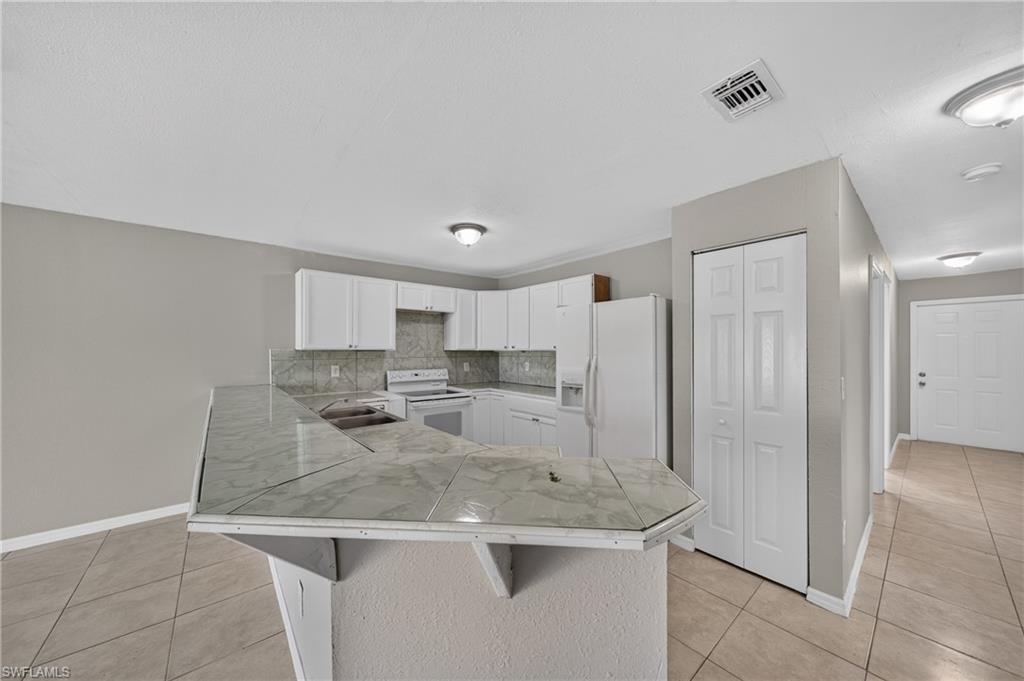 LEHIGH ACRES - Residential Income