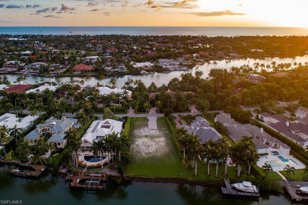 PORT ROYAL - Land