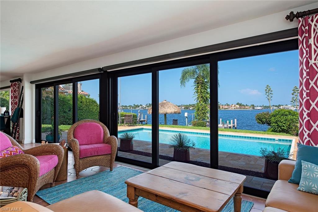 ROYAL HARBOR - Residential