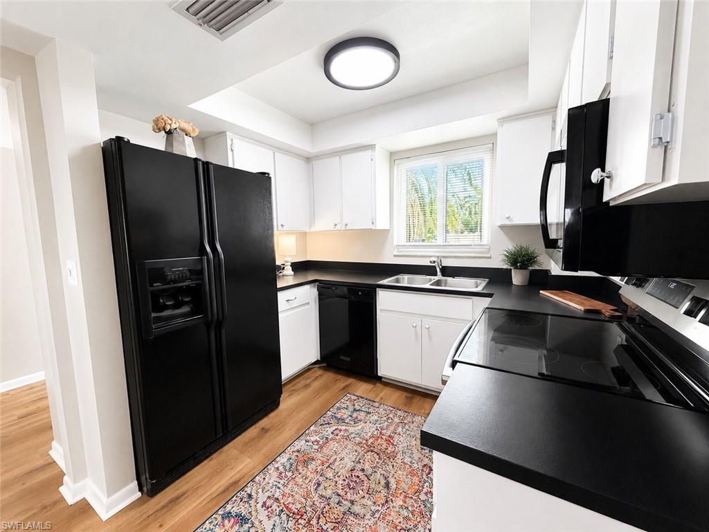 ALLERTON HOUSE CONDO - Residential