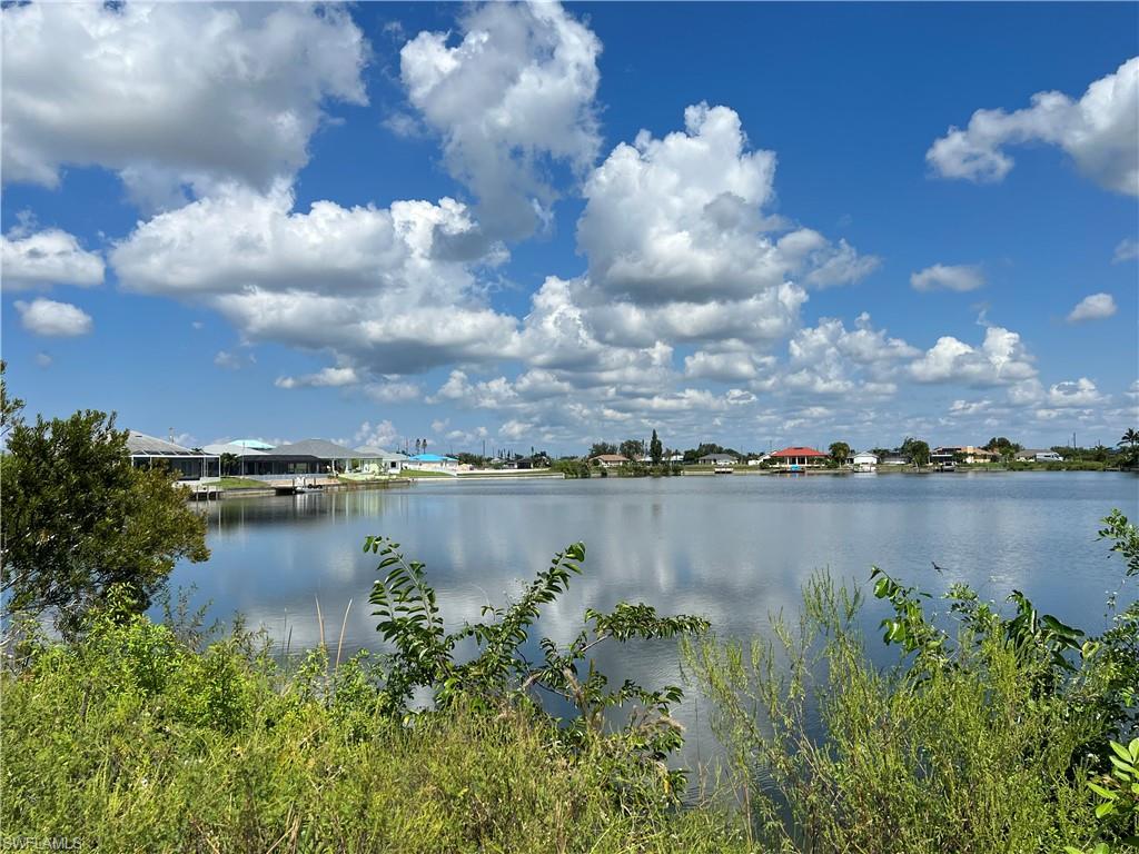 CAPE CORAL - Land