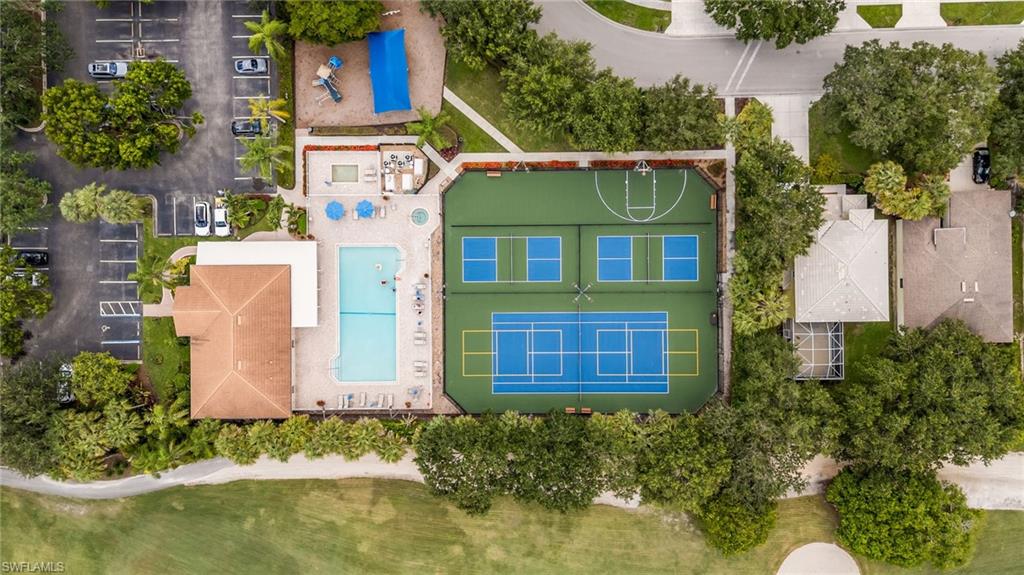 CRESTVIEW VILLAS - Residential