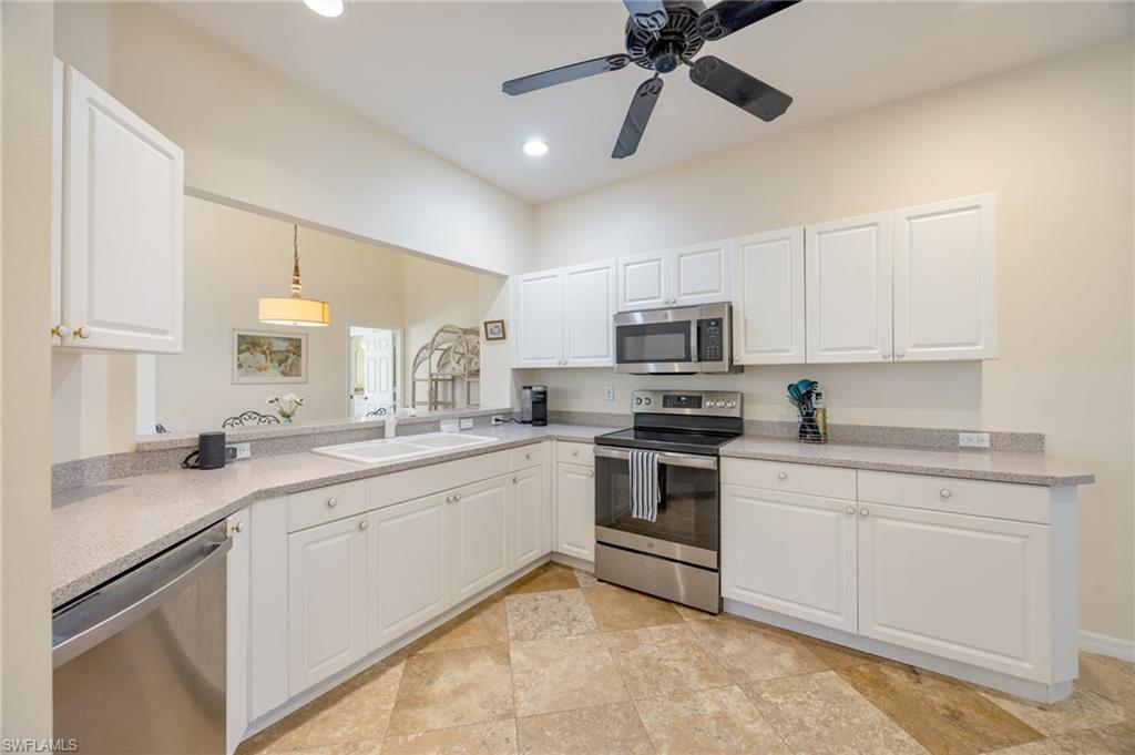 CRESTVIEW VILLAS - Residential