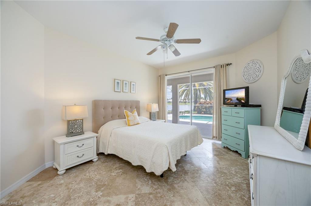 CRESTVIEW VILLAS - Residential