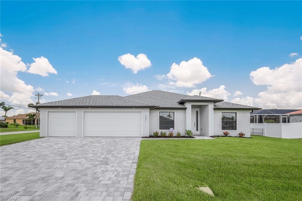 CAPE CORAL - Residential