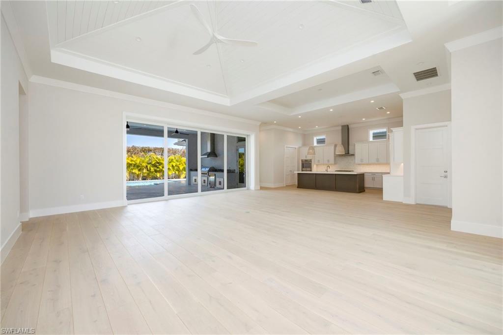 COCONUT LANDING - Residential