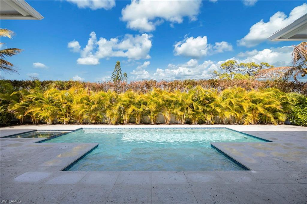 COCONUT LANDING - Residential