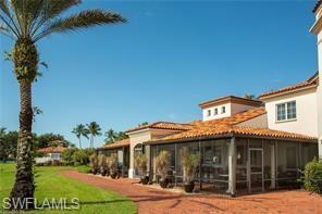 VILLAGE WALK - Residential