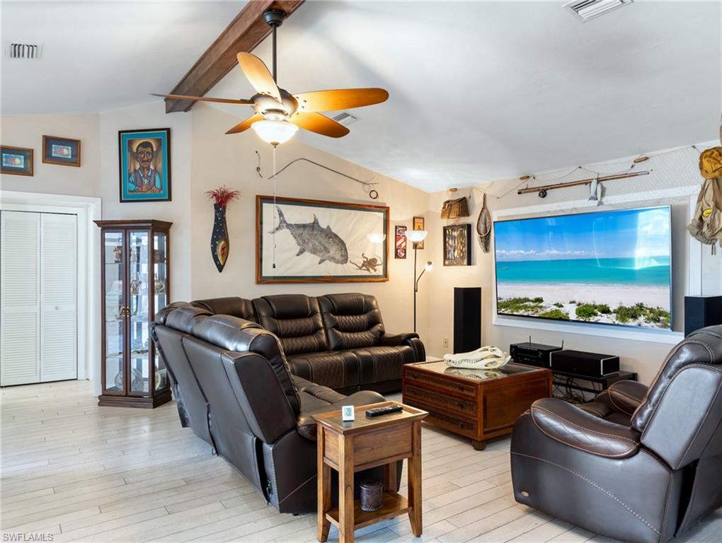 PALM ACRES - Residential
